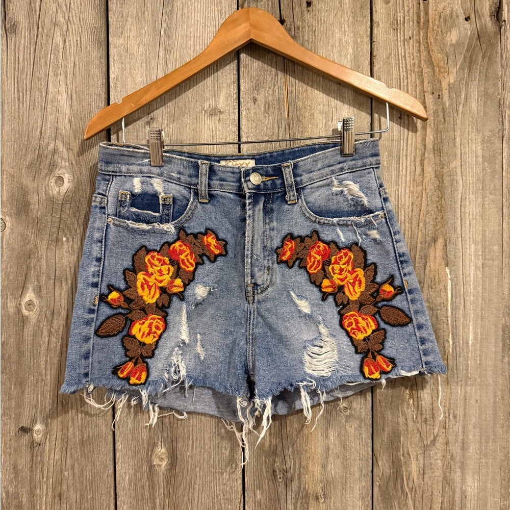Embroidered Floral Denim Shorts size Small